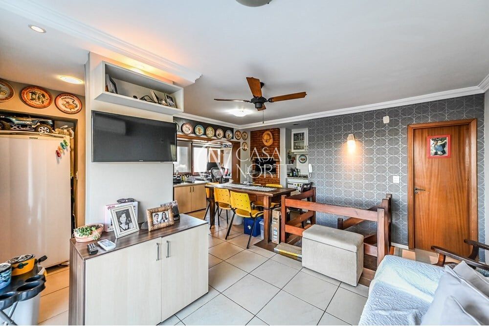 Cobertura à venda com 4 quartos, 234m², 2 suítes, 2 vagas, Icaraí no bairro Cristal em Porto Alegre