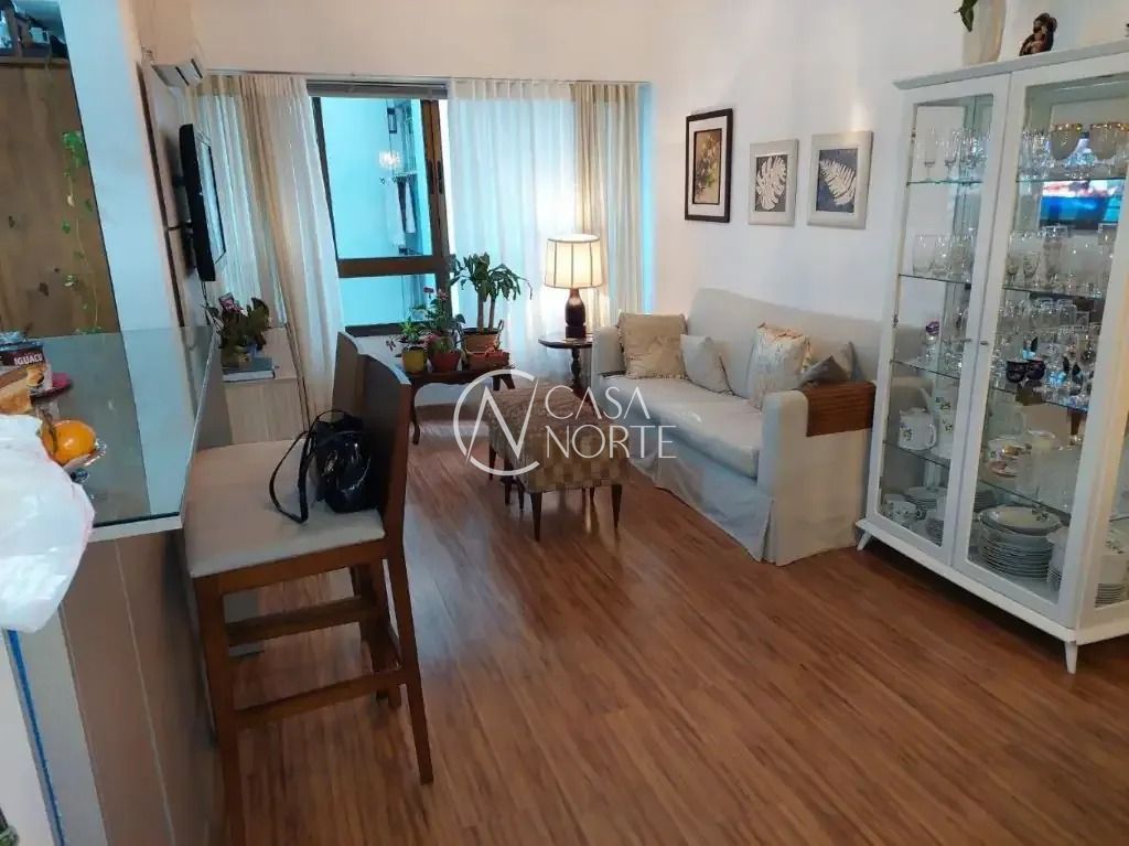 Apartamento à venda com 2 quartos, 62m², 1 suíte, 1 vaga, Rua Santana no bairro Santana em Porto Alegre
