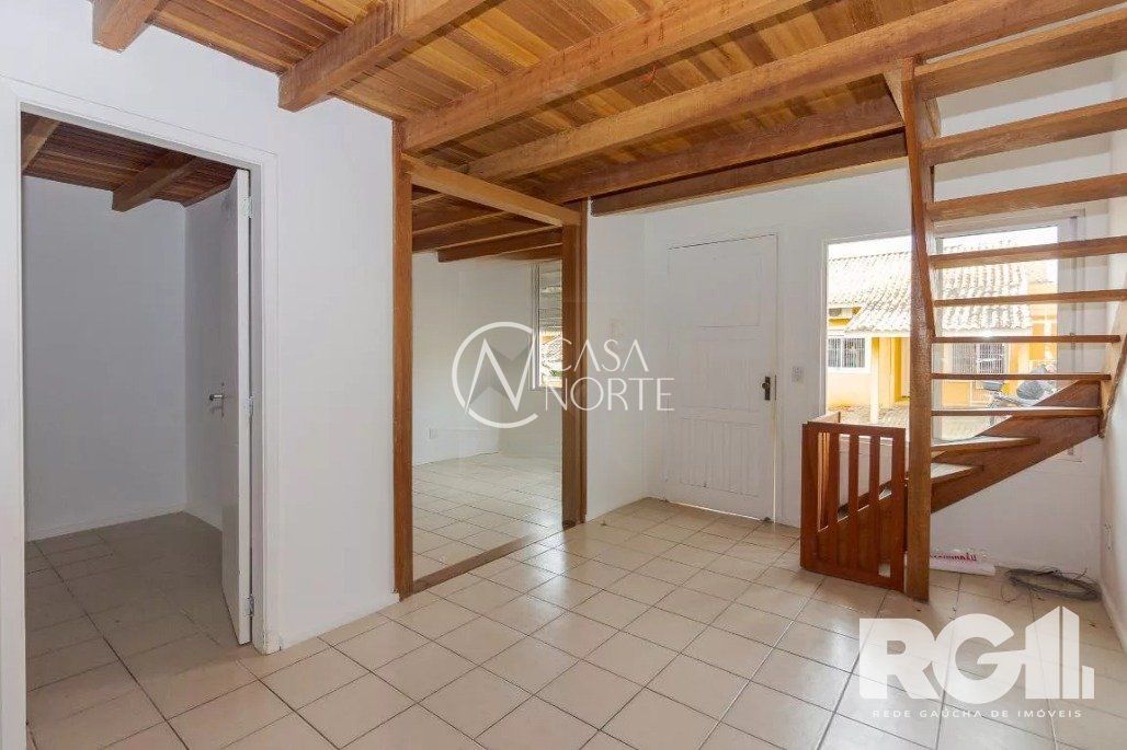 Casa de Condomínio à venda com 2 quartos, 79m², 2 vagas, Rua Poa-Cidade Jóia no bairro Jardim Leopoldina em Porto Alegre