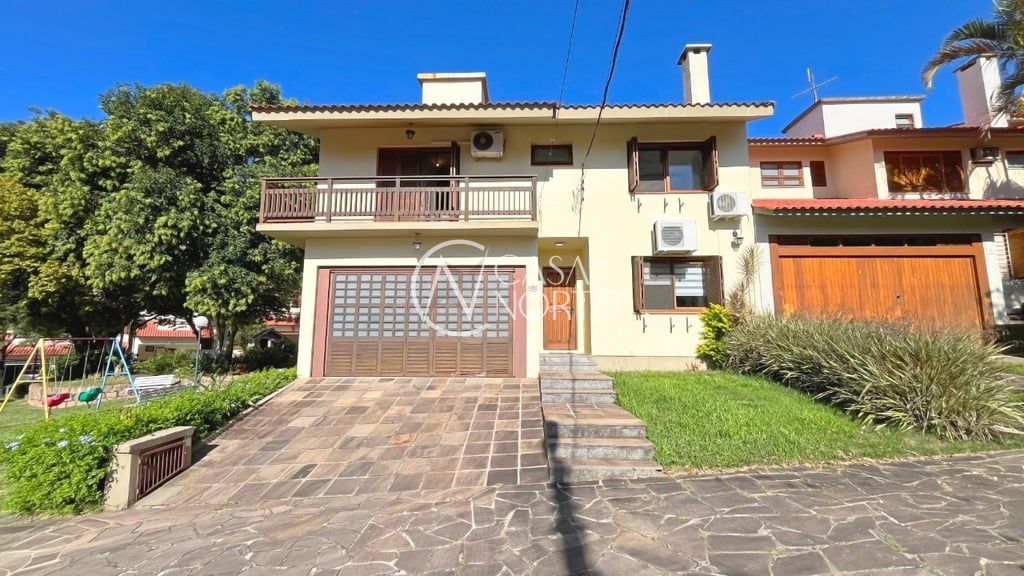Casa à venda com 3 quartos, 172m², 1 suíte, 2 vagas, São Caetano no bairro Teresópolis em Porto Alegre