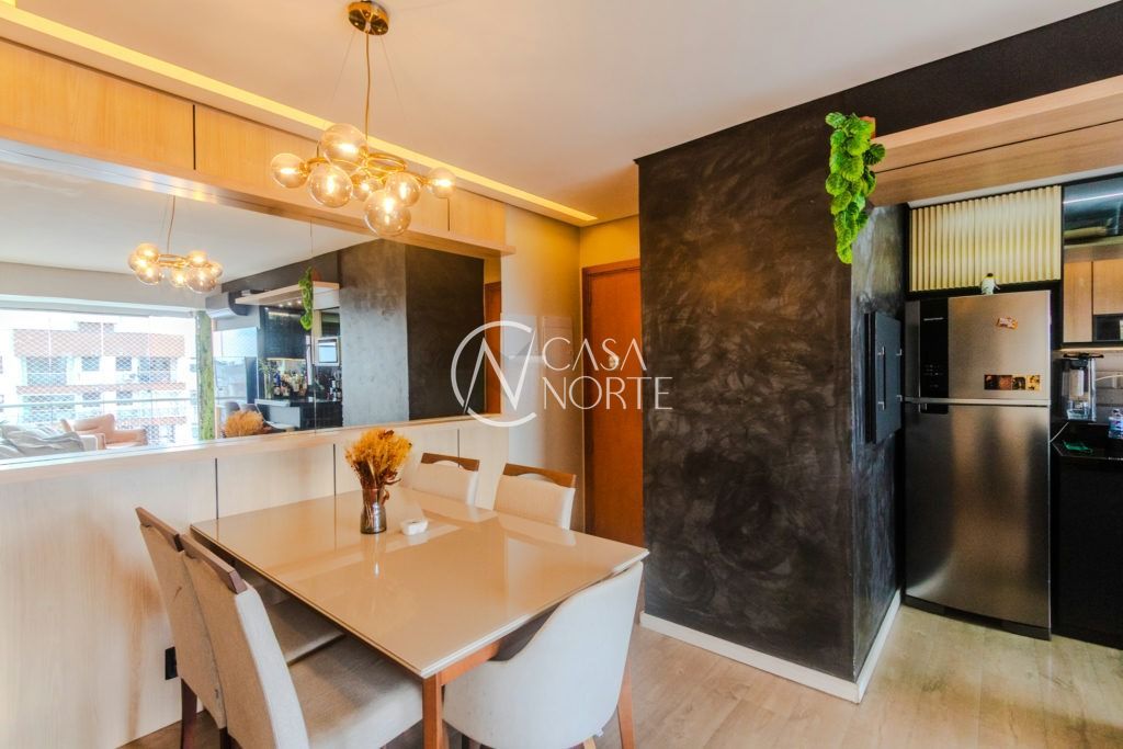 Apartamento à venda com 3 quartos, 72m², 1 suíte, 2 vagas, Rua Piauí no bairro Passo da Areia em Porto Alegre