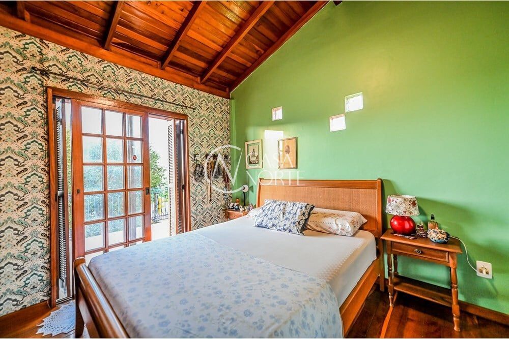 Casa de Condomínio à venda com 4 quartos, 200m², 1 suíte, 2 vagas, Das Figueiras no bairro Santa Tereza em Porto Alegre