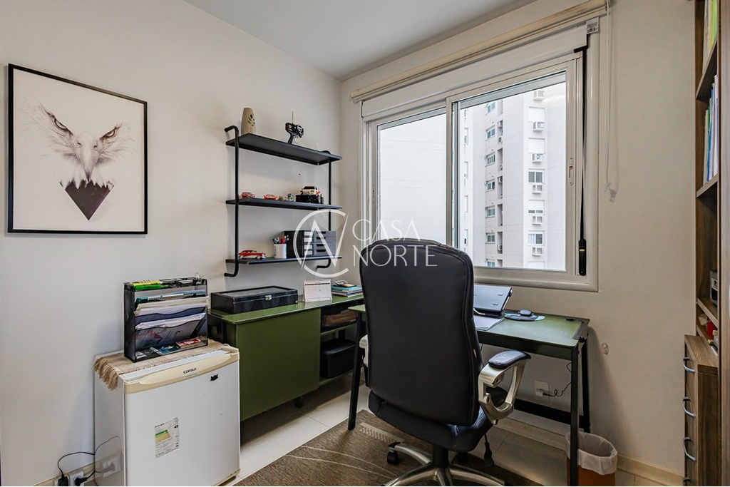 Apartamento à venda com 3 quartos, 95m², 1 suíte, 1 vaga, Luiz Siegmann no bairro Jardim Lindóia em Porto Alegre