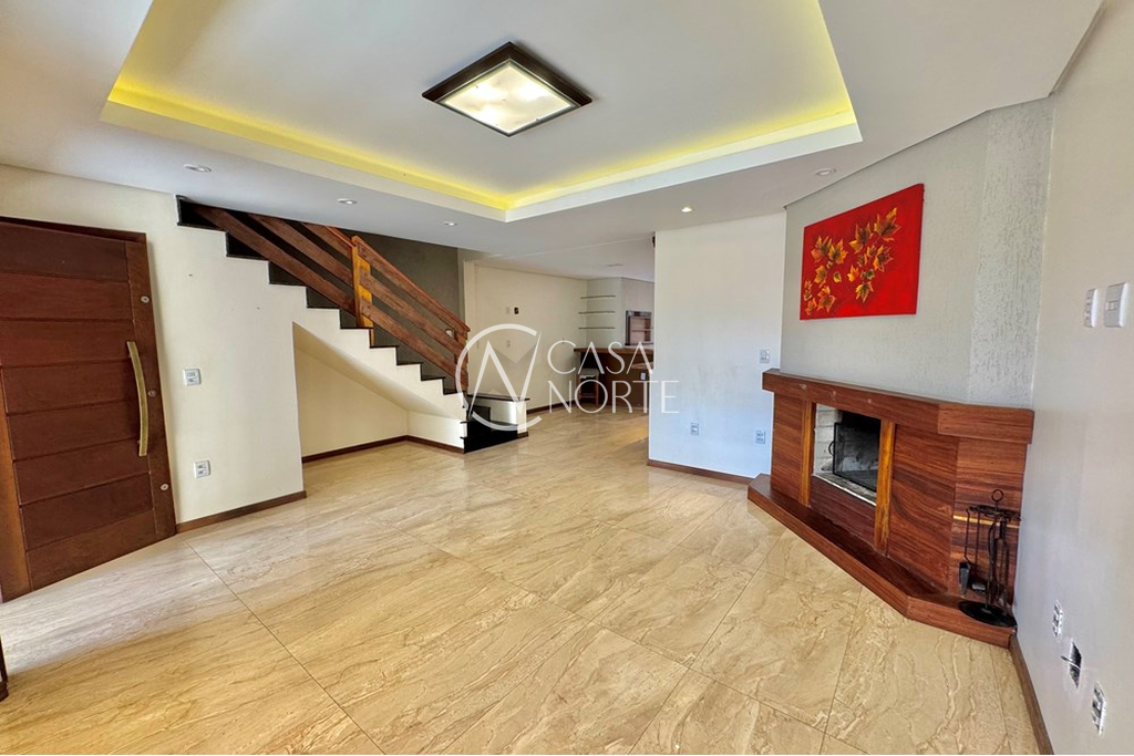 Casa à venda com 33 quartos, 237m², 1 suíte, 4 vagas, Rua Dom Jaime de Barros Câmara no bairro Sarandi em Porto Alegre