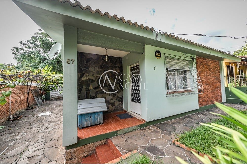 Casa de Condomínio à venda com 3 quartos, 103m², 3 vagas, Das Tulipas no bairro Santa Tereza em Porto Alegre