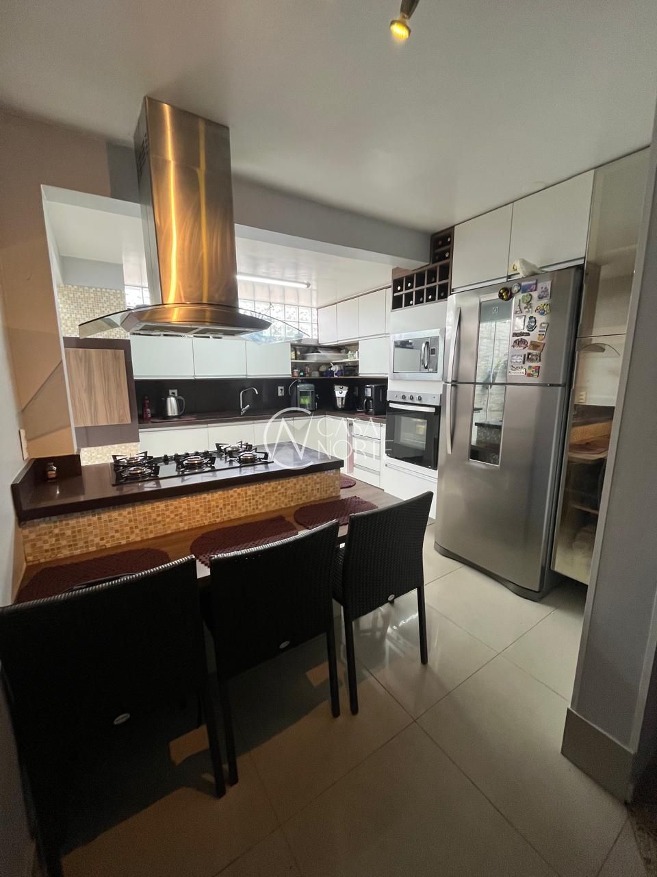 Casa de Condomínio à venda com 3 quartos, 108m², 1 suíte, 2 vagas, Avenida José Aloísio Filho no bairro Humaitá em Porto Alegre