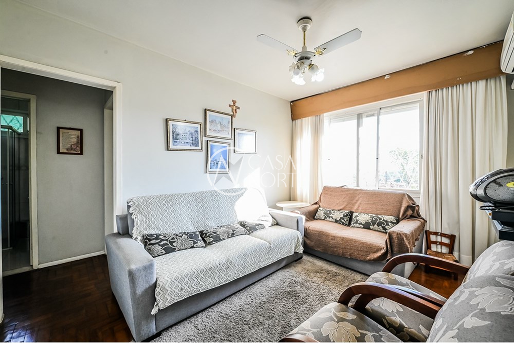 Casa de Condomínio à venda com 4 quartos, 216m², 1 suíte, 2 vagas, Rua Álvaro Osimo Caetano no bairro Santa Tereza em Porto Alegre