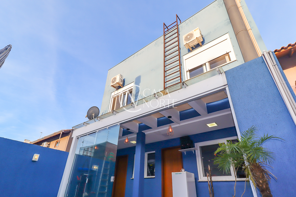 Casa à venda com 3 quartos, 154m², 1 suíte, 1 vaga, Rua Guatambu no bairro Hípica em Porto Alegre