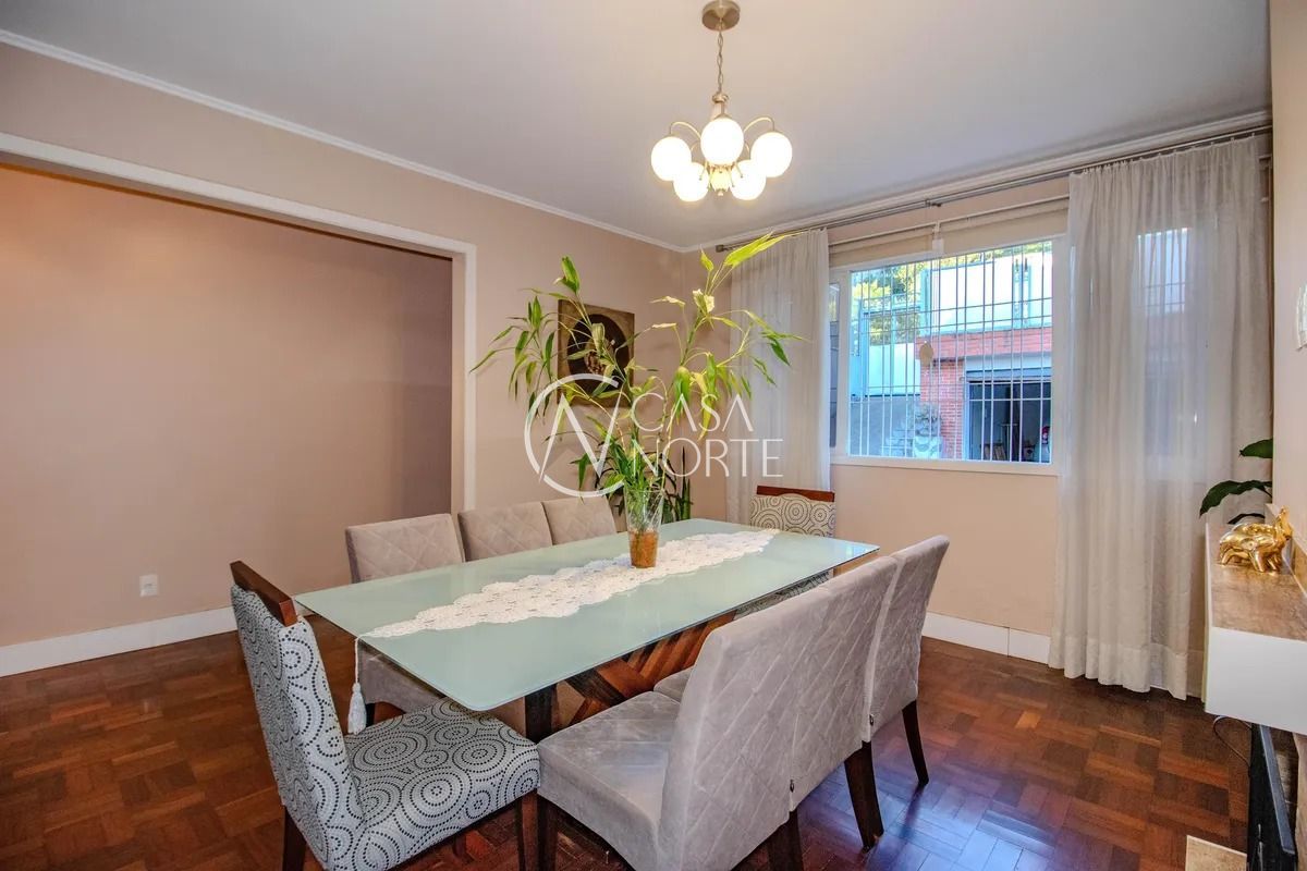Casa à venda com 5 quartos, 220m², 1 suíte, 4 vagas, Rua Monte Bonito no bairro Jardim Lindóia em Porto Alegre