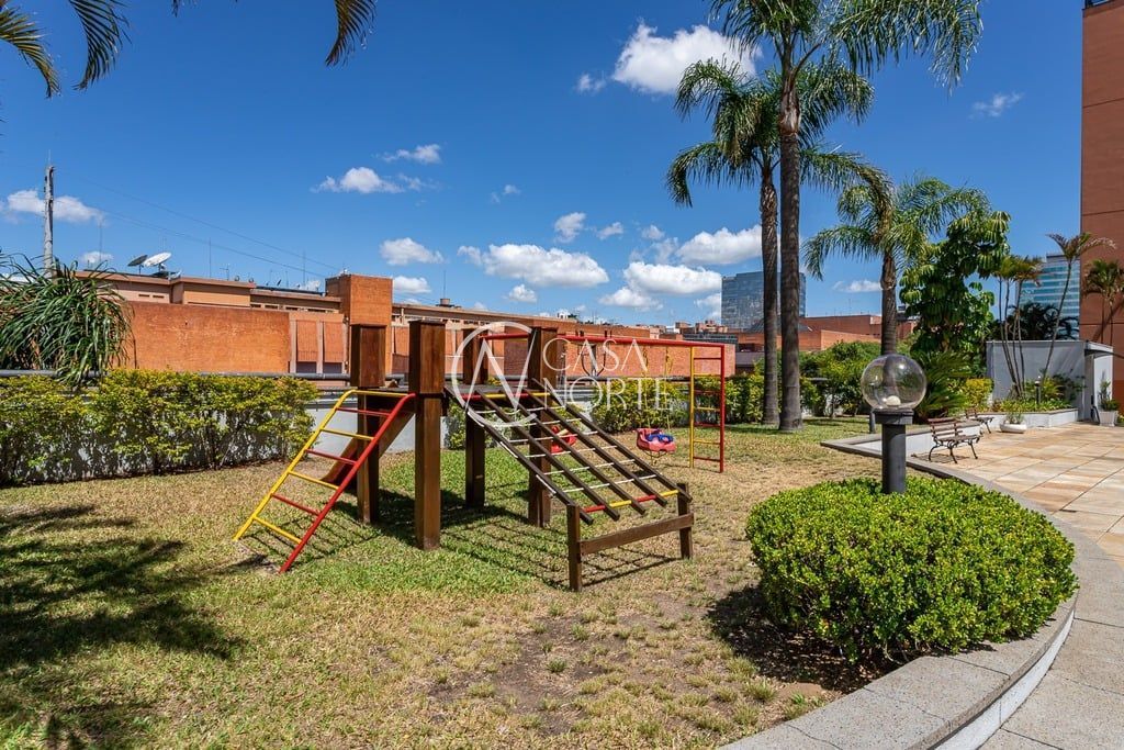 Cobertura à venda com 2 quartos, 162m², 1 suíte, 2 vagas, João Wallig no bairro Chácara das Pedras em Porto Alegre