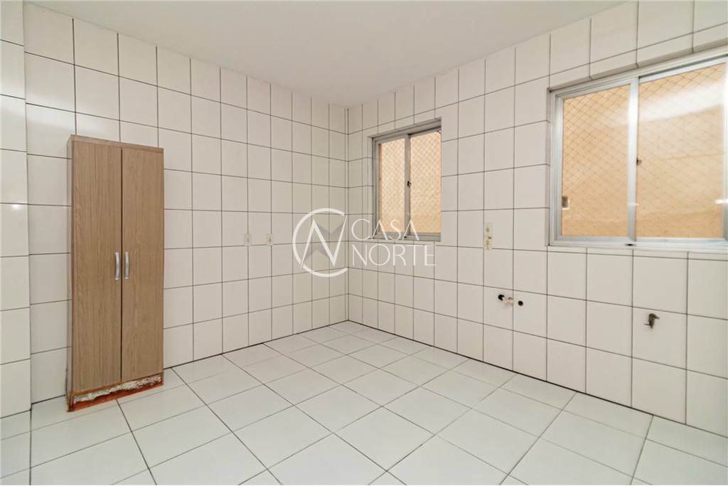 Apartamento à venda com 3 quartos, 120m², 1 suíte, 1 vaga, Duque de Caxias no bairro Centro Histórico em Porto Alegre