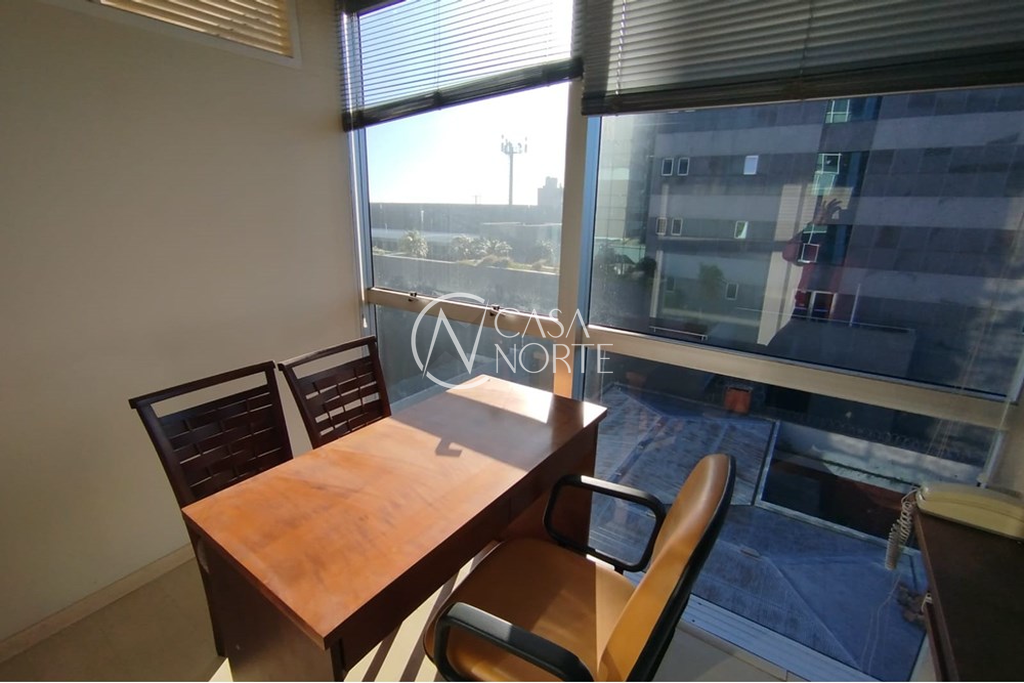 Sala Comercial à venda , 43m², Avenida Dom Pedro II no bairro Higienópolis em Porto Alegre