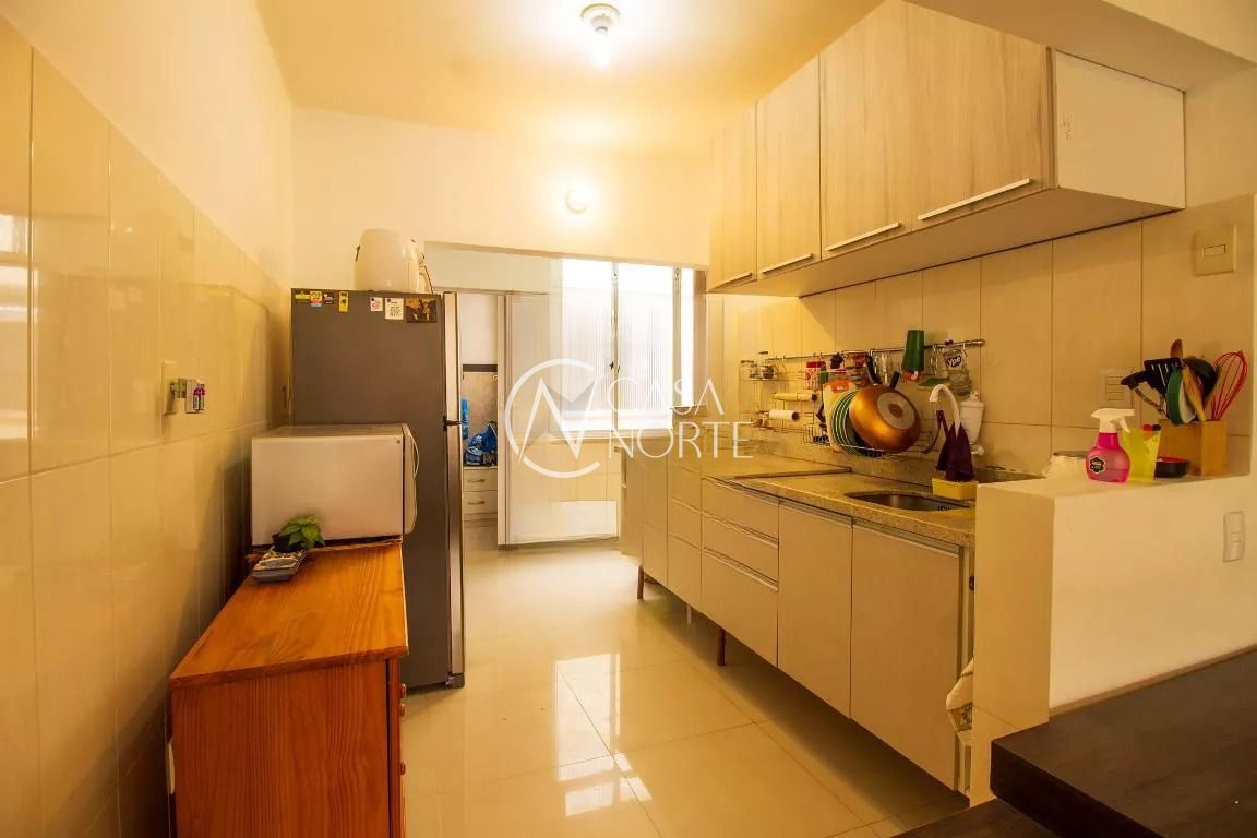Apartamento à venda com 2 quartos, 74m², Rua Doutor Oscar Bittencourt no bairro Menino Deus em Porto Alegre
