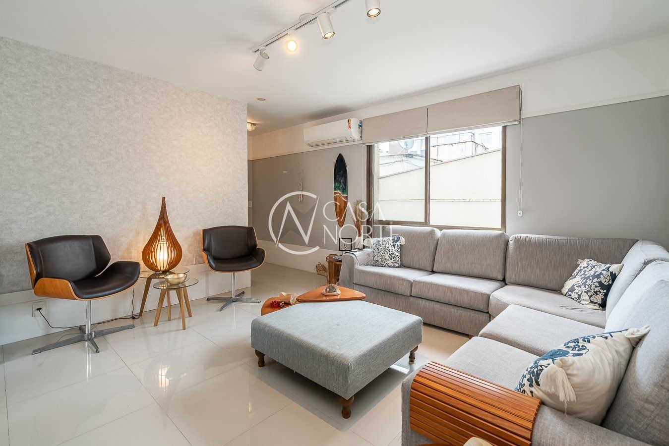 Apartamento à venda com 3 quartos, 97m², 1 suíte, 2 vagas, Rua Pedro Chaves Barcelos no bairro Auxiliadora em Porto Alegre