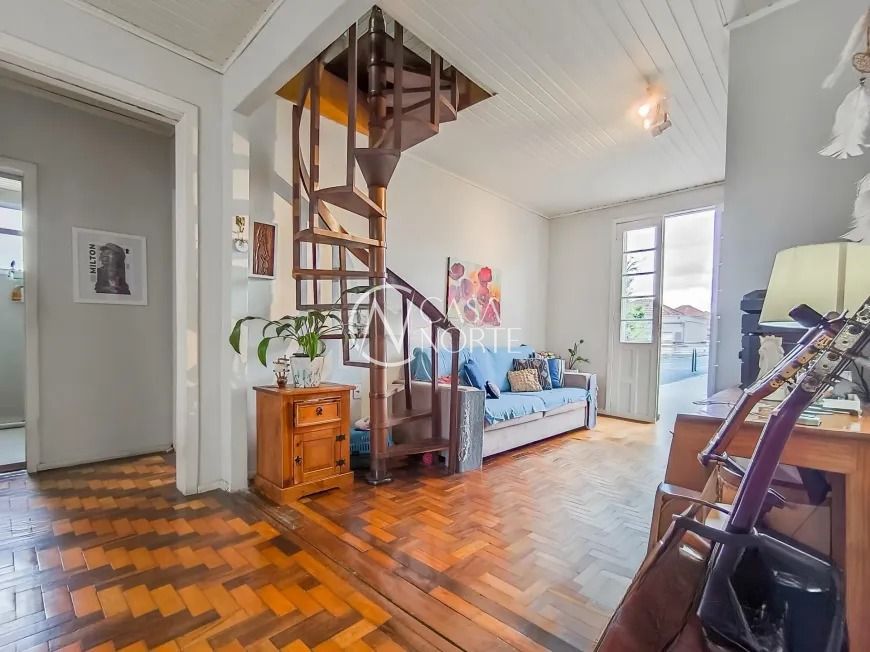 Apartamento à venda com 4 quartos, 114m², 1 suíte, 1 vaga, Avenida Berlim no bairro São João em Porto Alegre