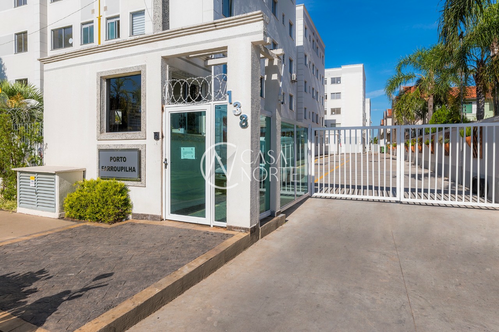 Apartamento à venda com 2 quartos, 49m², 1 suíte, 1 vaga, Avenida João Ferreira Jardim no bairro Parque Santa Fé em Porto Alegre