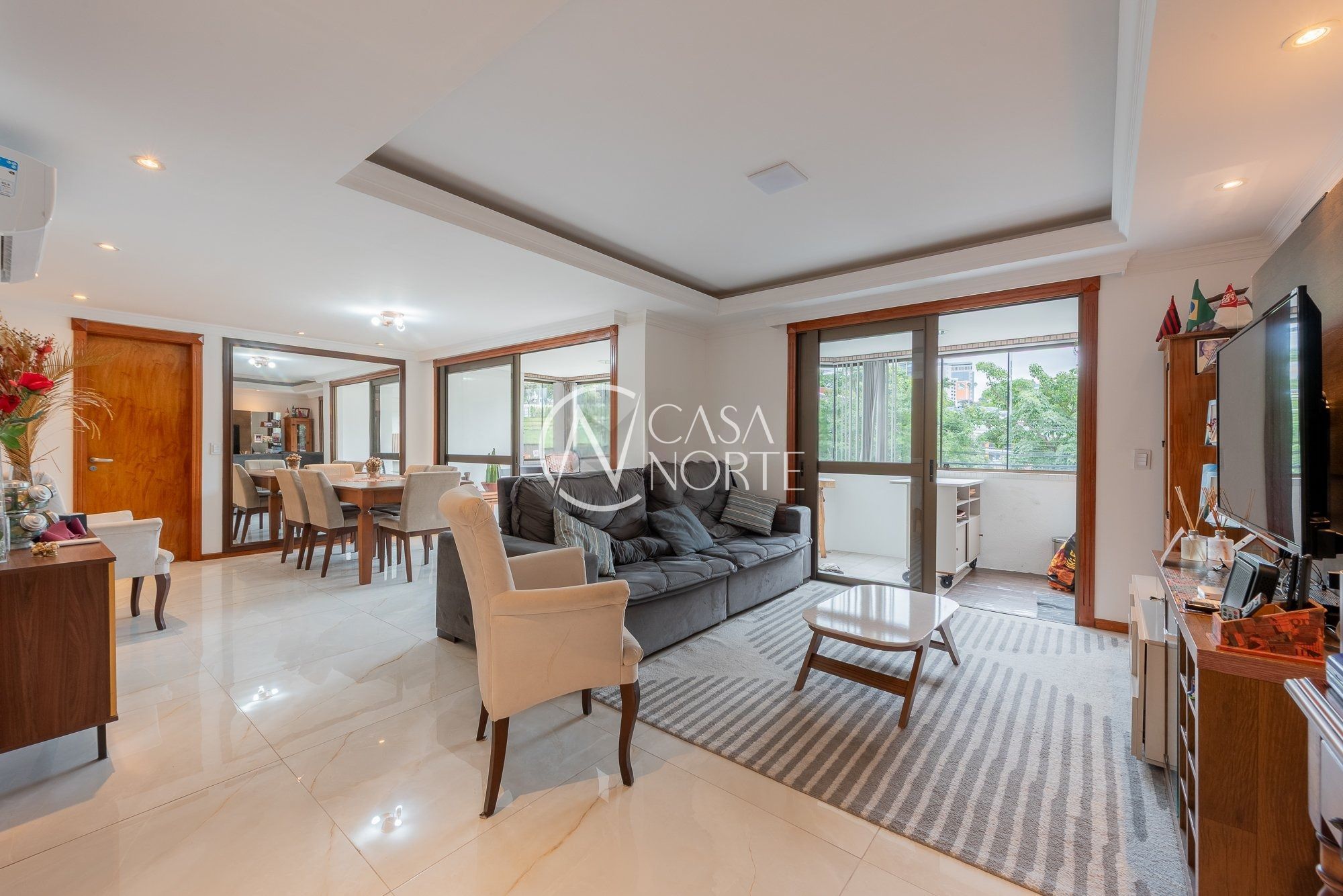 Apartamento à venda com 3 quartos, 138m², 1 suíte, 2 vagas, Rua Tomaz Gonzaga no bairro Boa Vista em Porto Alegre