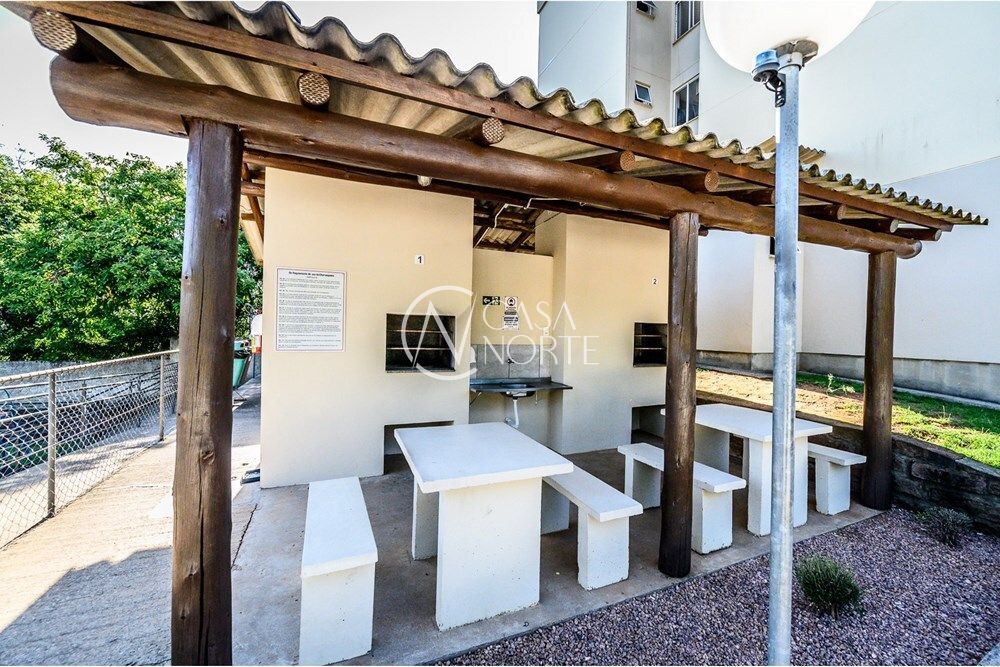 Apartamento à venda com 2 quartos, 42m², 1 vaga, Intendente Alfredo Azevedow no bairro Coronel Aparício Borges em Porto Alegre