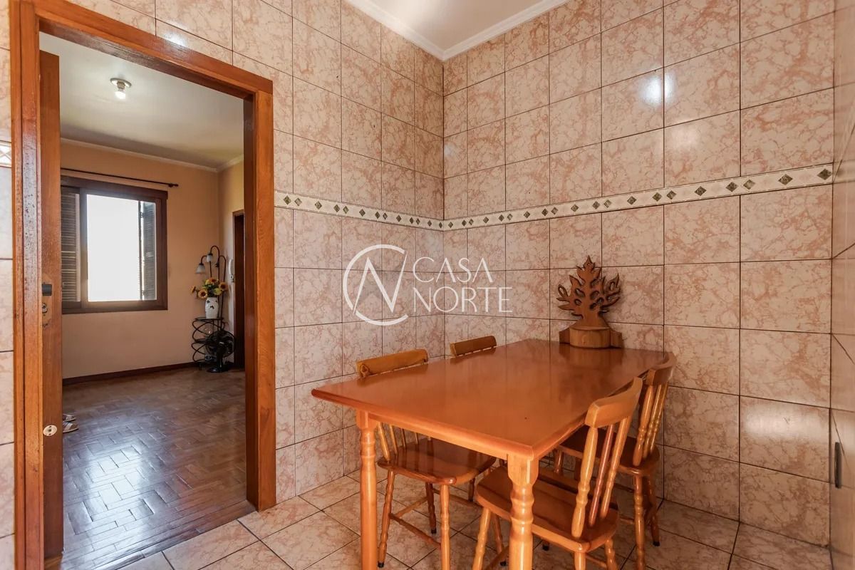 Apartamento à venda com 3 quartos, 76m², 1 vaga, Avenida Baltazar de Oliveira Garcia no bairro São Sebastião em Porto Alegre
