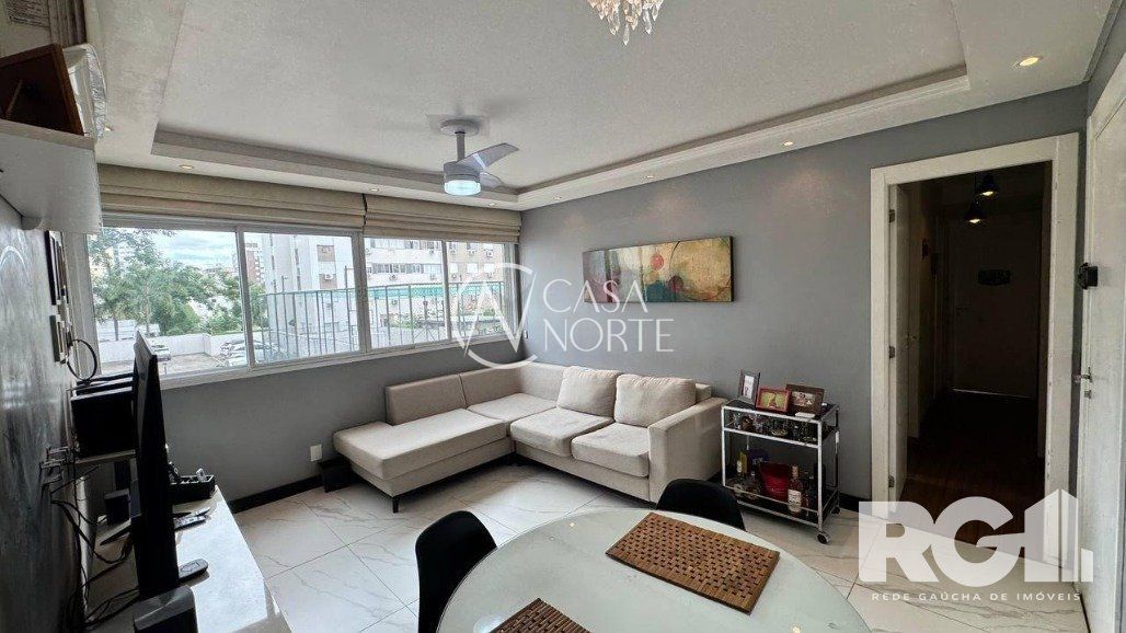 Apartamento à venda com 3 quartos, 69m², 1 suíte, 1 vaga, Rua Antônio Joaquim Mesquita no bairro Passo da Areia em Porto Alegre