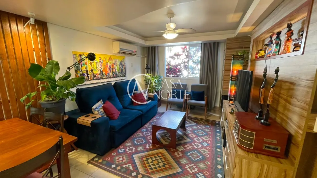 Casa de Condomínio à venda com 3 quartos, 149m², 1 suíte, 2 vagas, Rua Augusto Attílio Giordani no bairro Jardim Lindóia em Porto Alegre