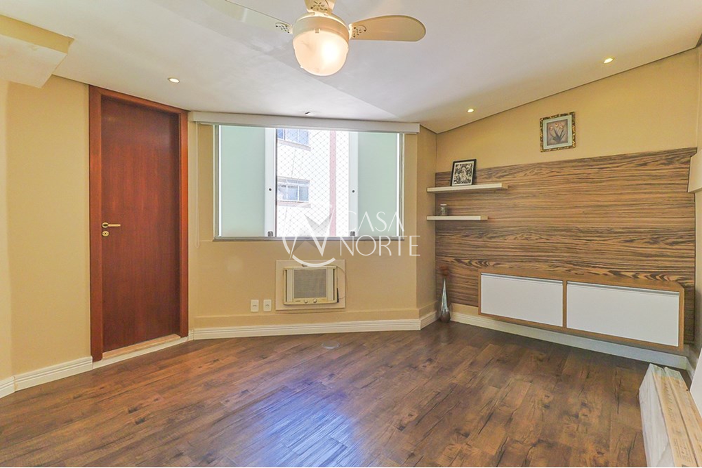 Cobertura à venda com 3 quartos, 150m², 2 suítes, 2 vagas, Perpétua Téles no bairro Petrópolis em Porto Alegre