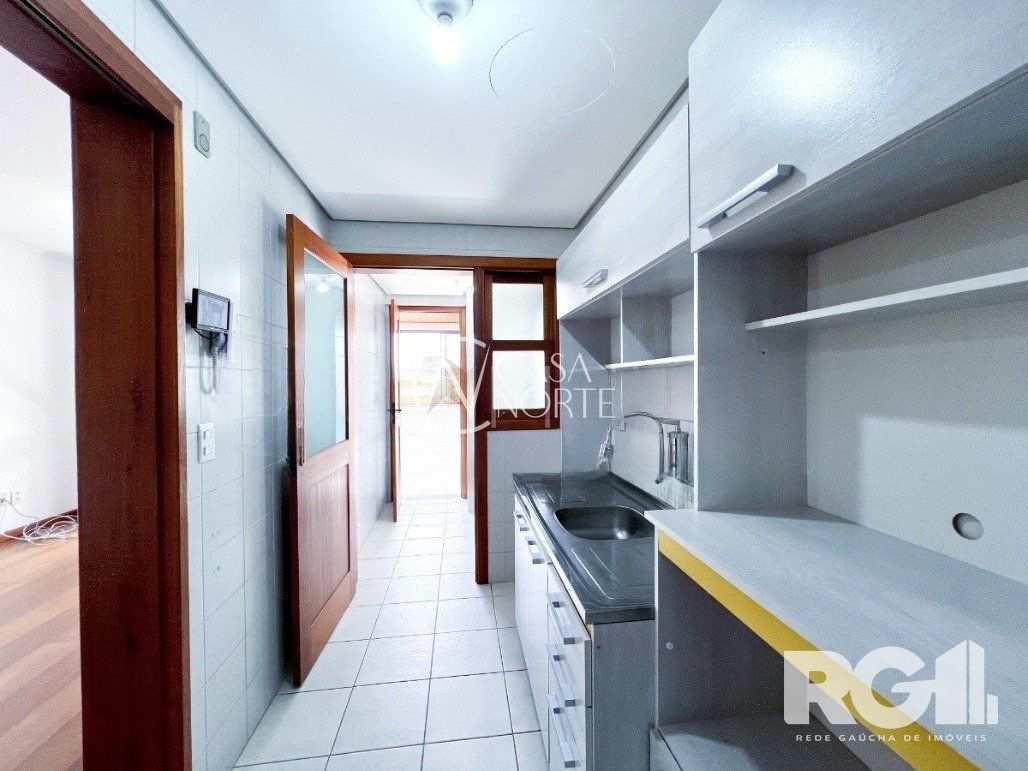 Apartamento à venda com 2 quartos, 68m², 1 suíte, 1 vaga, Rua Rodolfo Simch no bairro Jardim Lindóia em Porto Alegre