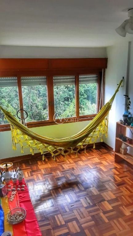 Apartamento à venda com 3 quartos, 95m², 1 suíte, São Carlos no bairro Floresta em Porto Alegre