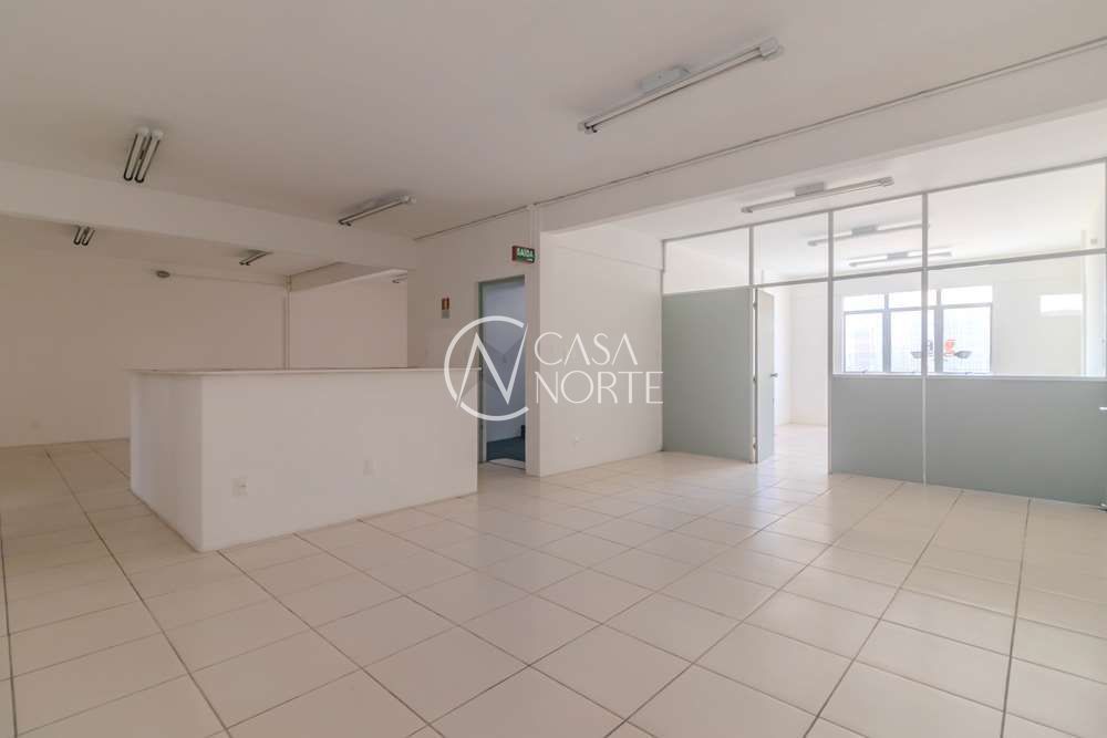 Prédio Residencial à venda , 717m², 3 vagas, Conselheiro Travassos no bairro São Geraldo em Porto Alegre