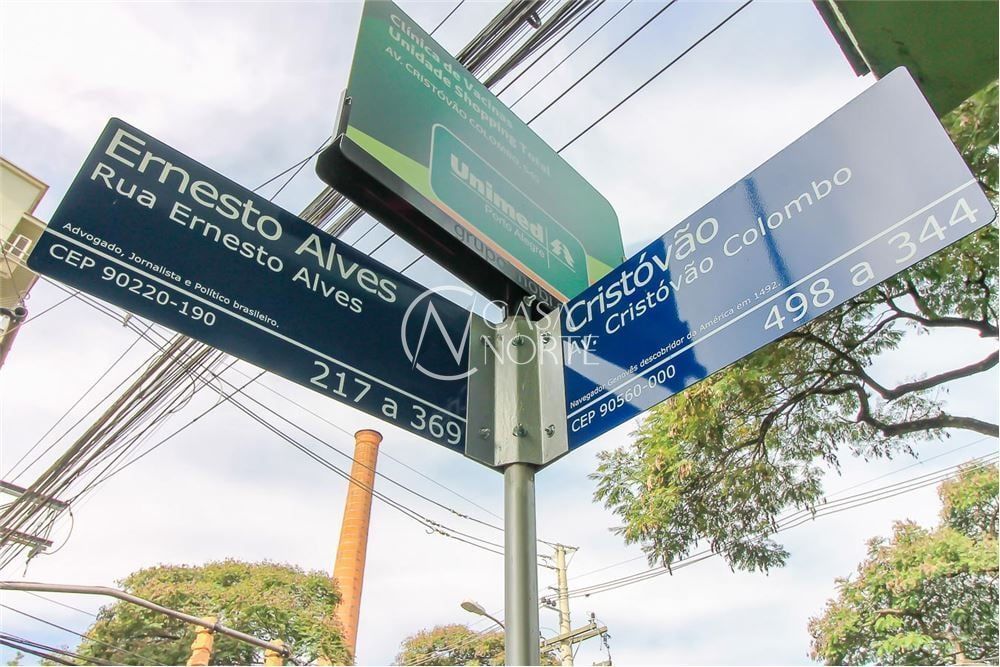 Sala Comercial à venda , 38m², Avenida Cristovão Colombo no bairro Floresta em Porto Alegre