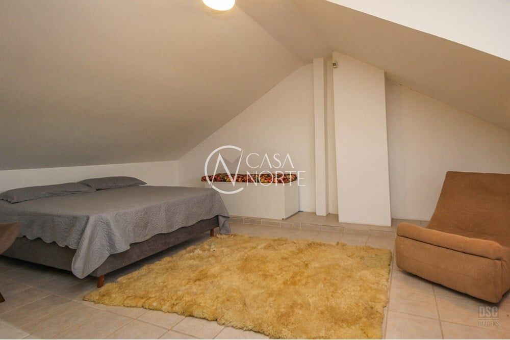 Casa à venda com 3 quartos, 154m², 1 suíte, 2 vagas, Murá no bairro Espírito Santo em Porto Alegre