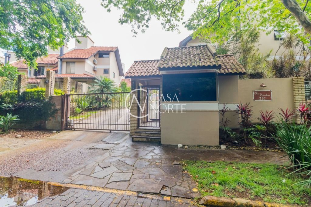 Casa de Condomínio à venda com 3 quartos, 115m², 1 suíte, 2 vagas, Rua Manoel Lopes Meirelles no bairro Jardim Sabará em Porto Alegre