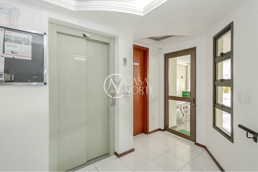 Apartamento à venda com 3 quartos, 76m², 1 suíte, 1 vaga, Dr Carlos Barbosa no bairro Medianeira em Porto Alegre