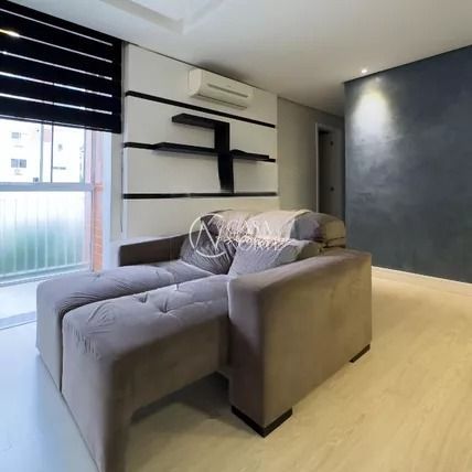 Apartamento à venda com 3 quartos, 73m², 1 suíte, 1 vaga, Rua Doutor Campos Velho no bairro Cristal em Porto Alegre
