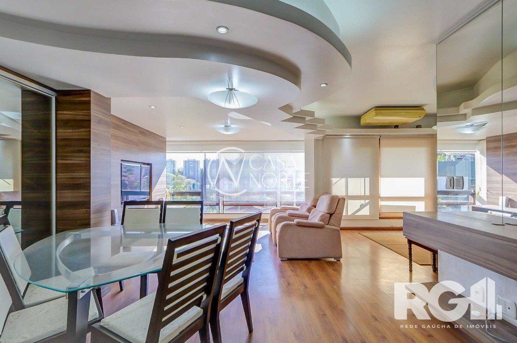 Cobertura à venda com 3 quartos, 220m², 1 suíte, 3 vagas, Avenida Montreal no bairro Jardim Lindóia em Porto Alegre