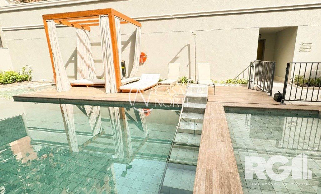 Apartamento à venda com 3 quartos, 67m², 1 suíte, 1 vaga, Avenida Francisco Trein no bairro Cristo Redentor em Porto Alegre