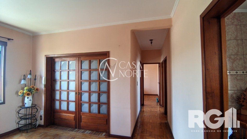Apartamento à venda com 3 quartos, 76m², 1 vaga, Avenida Baltazar de Oliveira Garcia no bairro São Sebastião em Porto Alegre
