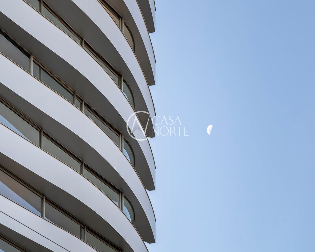 Apartamento à venda com 3 quartos, 164m², 3 suítes, 2 vagas, Engenheiro Adolfo Stern no bairro Bela Vista em Porto Alegre