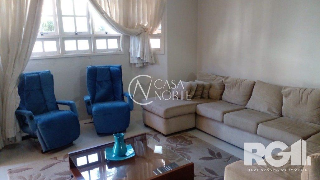 Casa de Condomínio à venda com 4 quartos, 188m², 2 suítes, 3 vagas, Rua Elízio Abate Crivella no bairro Jardim Itu em Porto Alegre