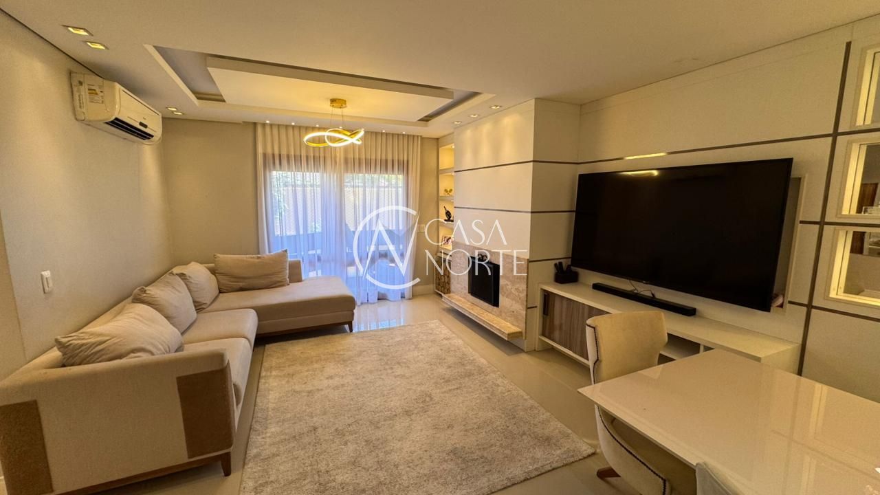 Casa de Condomínio à venda com 3 quartos, 216m², 1 suíte, 3 vagas, Rua Chafic João Scaf no bairro Jardim Planalto em Porto Alegre