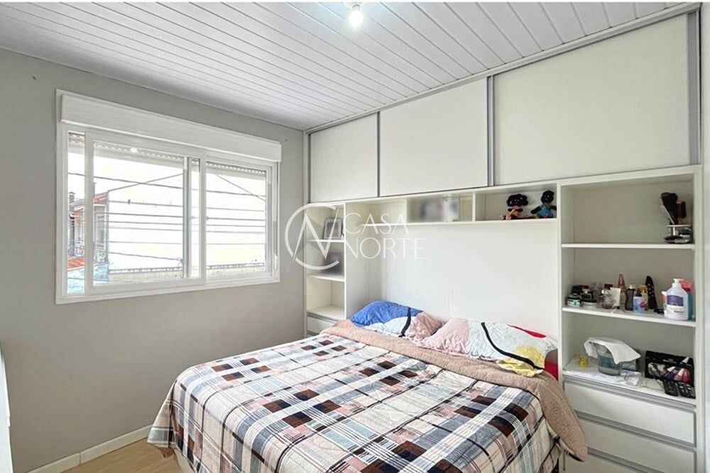 Casa à venda com 3 quartos, 144m², 1 suíte, 2 vagas, Edgar Pires de Castro no bairro Hípica em Porto Alegre