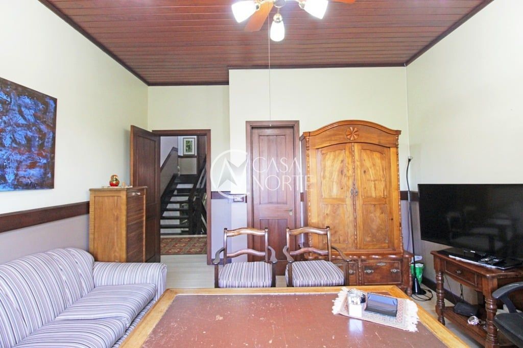 Casa de Condomínio à venda com 4 quartos, 450m², 2 suítes, 3 vagas, Rua Doutora Aurora Nunes Wagner no bairro Santa Tereza em Porto Alegre