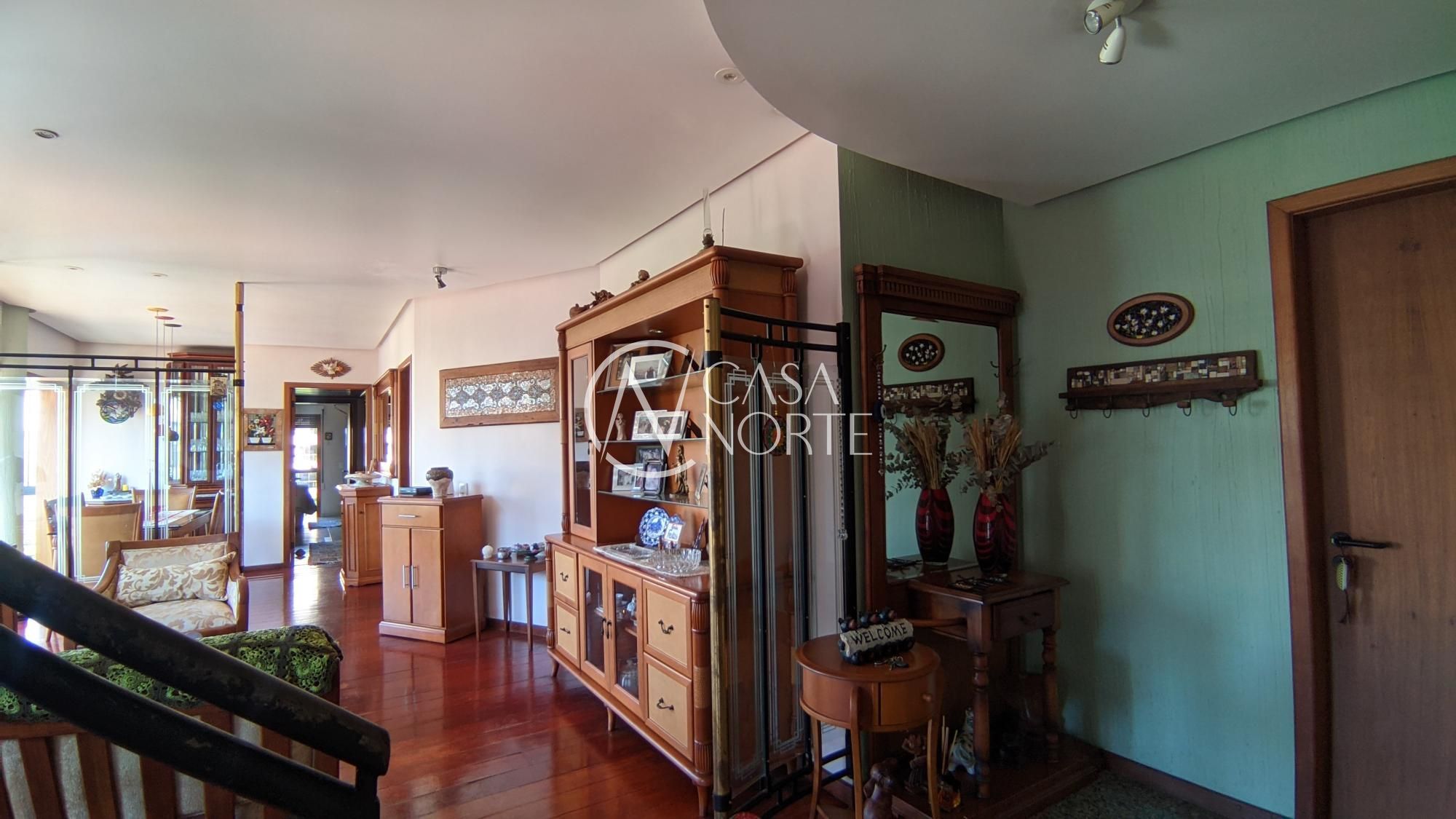 Cobertura à venda com 3 quartos, 255m², 1 suíte, 2 vagas, Avenida Palmeira no bairro Petrópolis em Porto Alegre