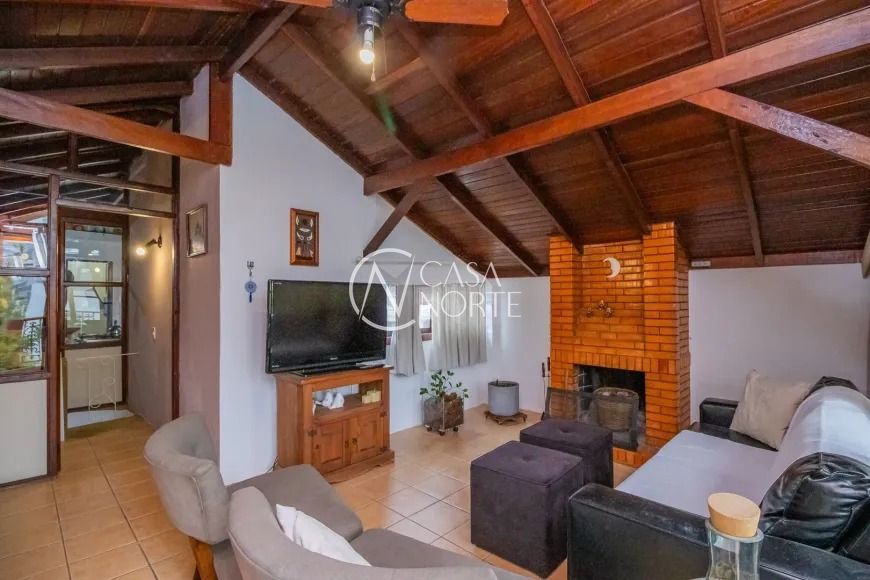 Cobertura à venda com 3 quartos, 149m², 1 vaga, Rua Tapajós no bairro Jardim São Pedro em Porto Alegre