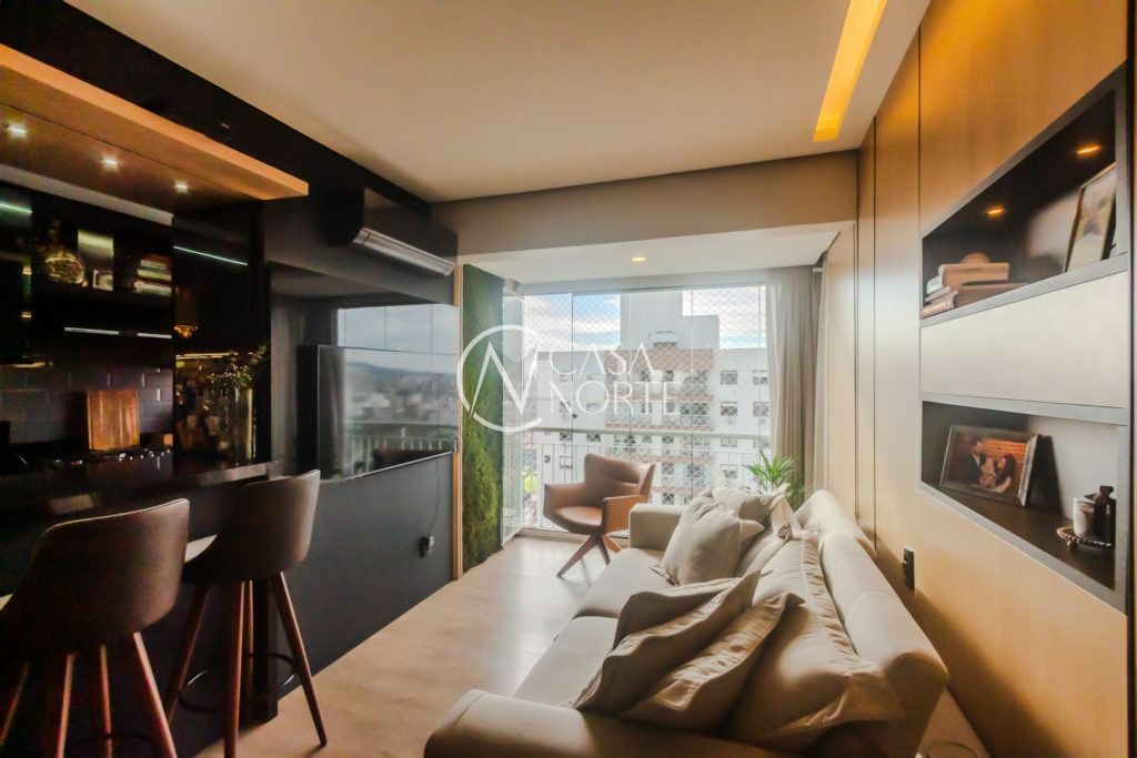 Apartamento à venda com 3 quartos, 72m², 1 suíte, 2 vagas, Rua Piauí no bairro Passo da Areia em Porto Alegre
