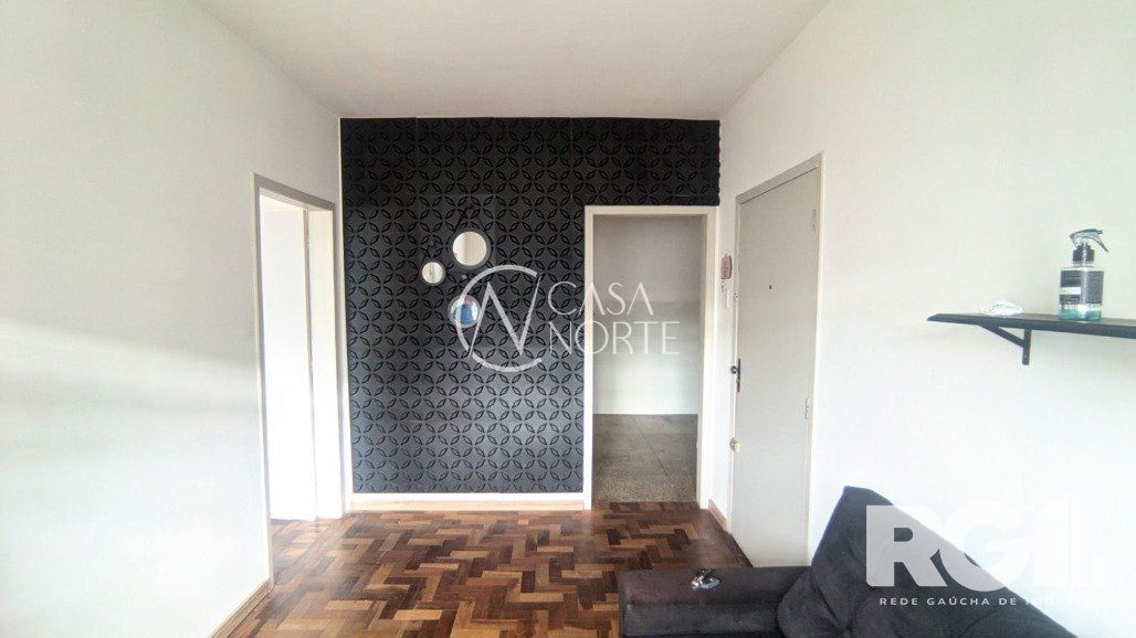 Apartamento à venda com 1 quarto, 40m², 1 vaga, Rua Zeferino Dias no bairro Sarandi em Porto Alegre