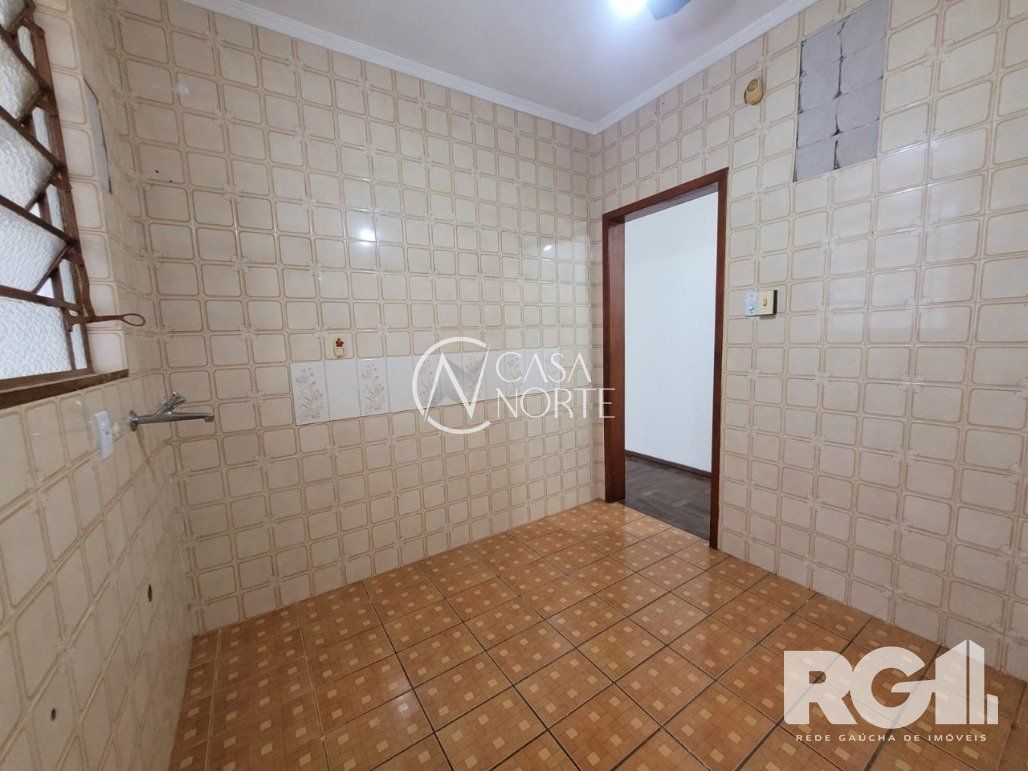 Apartamento à venda com 2 quartos, 74m², 3 vagas, Rua Adão Baino no bairro Cristo Redentor em Porto Alegre
