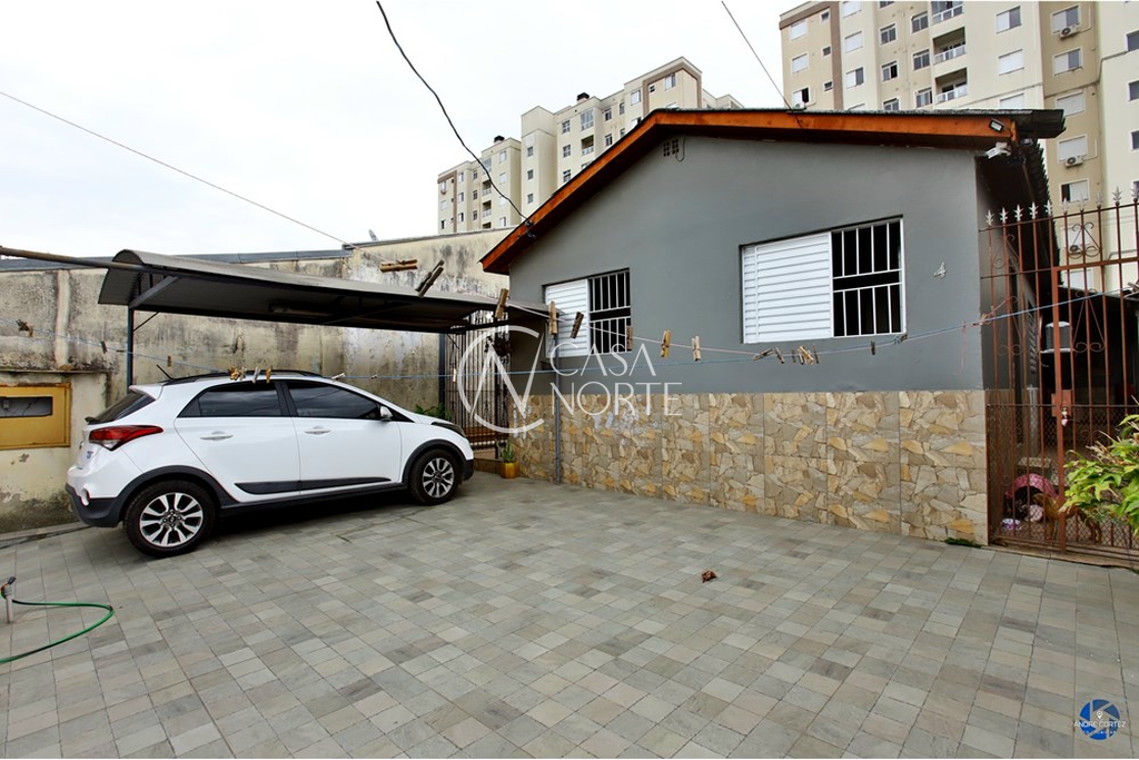 Casa à venda com 3 quartos, 179m², 1 suíte, 2 vagas, Rua Padre Clemente Steffen no bairro Rubem Berta em Porto Alegre