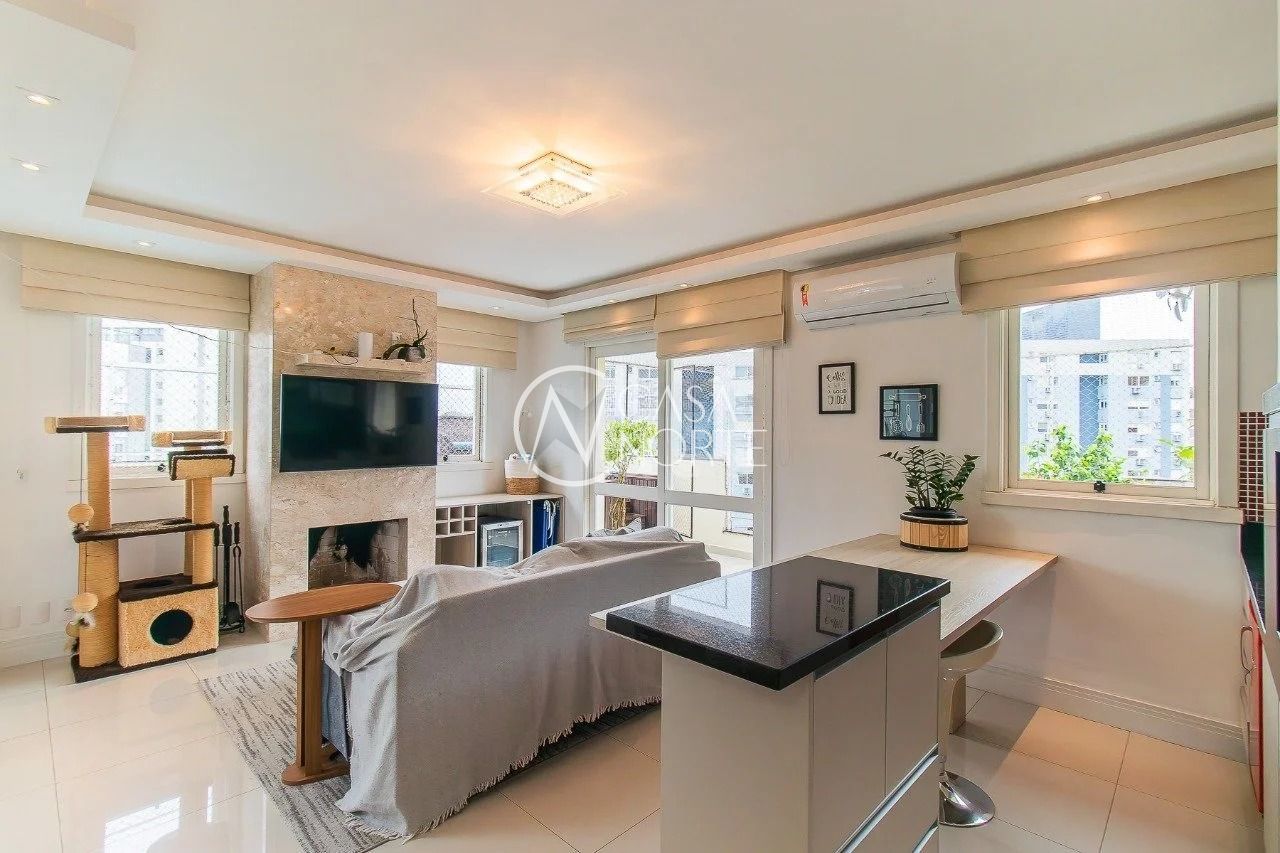 Cobertura à venda com 3 quartos, 158m², 1 suíte, 2 vagas, Rua General Francisco de Paula Cidade no bairro Chácara das Pedras em Porto Alegre