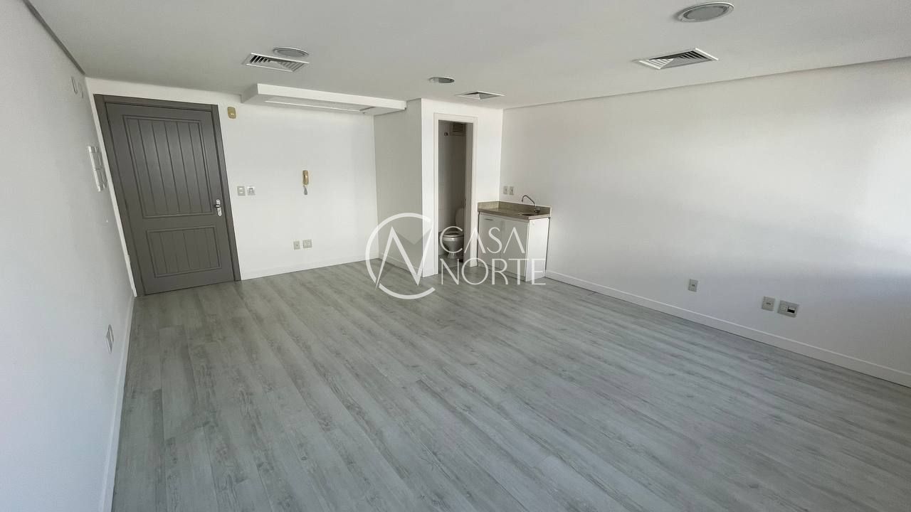 Sala Comercial à venda com 1 quarto, 29m², 1 vaga, Rua Washington Luiz no bairro Centro Histórico em Porto Alegre